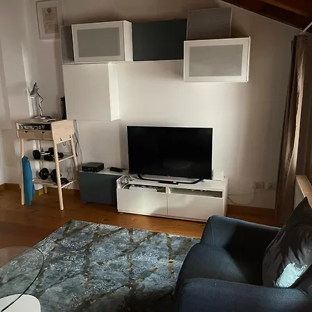 Appartement Modern Ausgestattets Haus In Altstadt Von